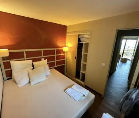 2 Pieces Vue Mer 4 Personnes Apartment